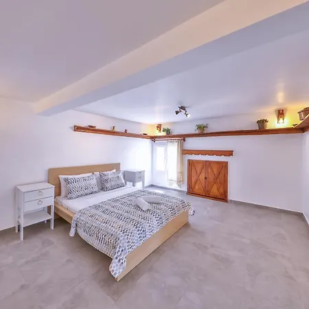 Agach Aparts-Savran Milas Exterior photo